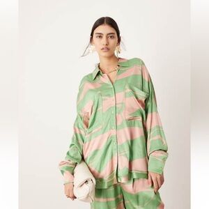 Green and Pink Satin Button-Up Shirt open back